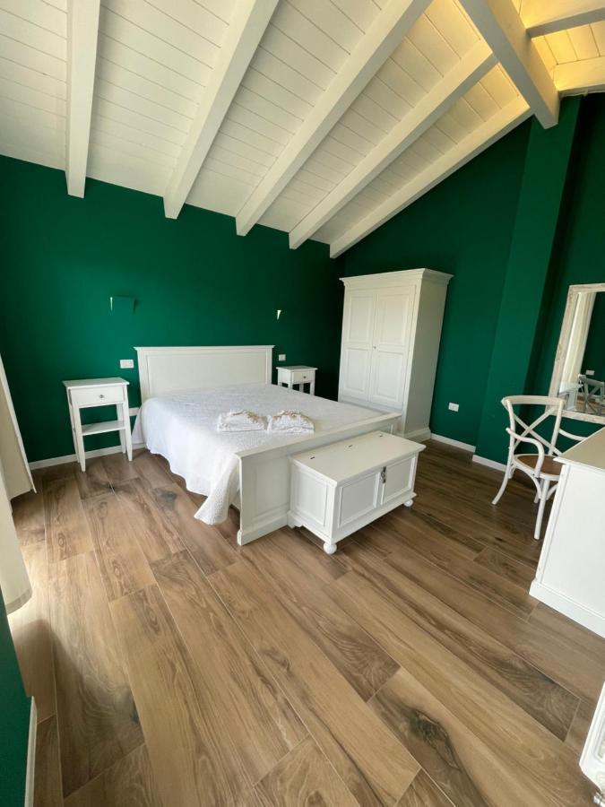 Bed and Breakfast Il Borgo Корато Экстерьер фото